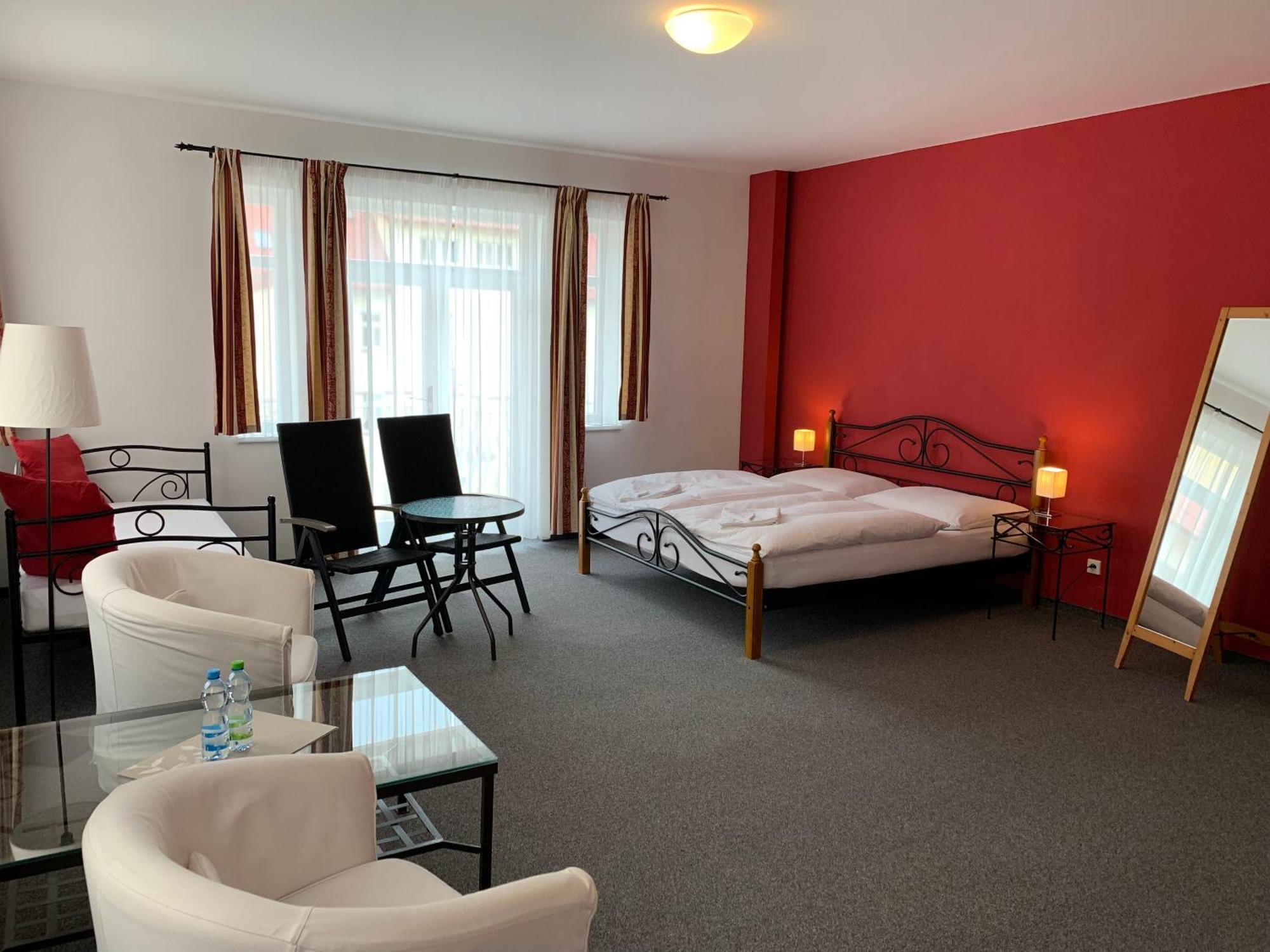 Apartma La Provence Marianske Lazne Exterior foto